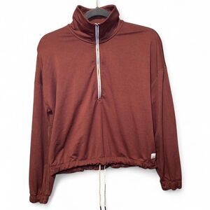 Vuori sedona half zip Women's Burgundy Sweatshirt
